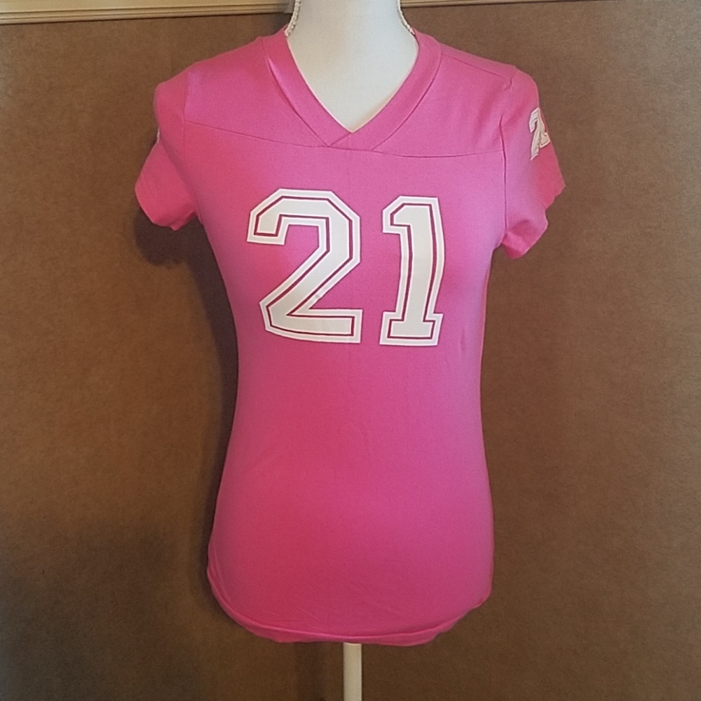 Women's small V neck top